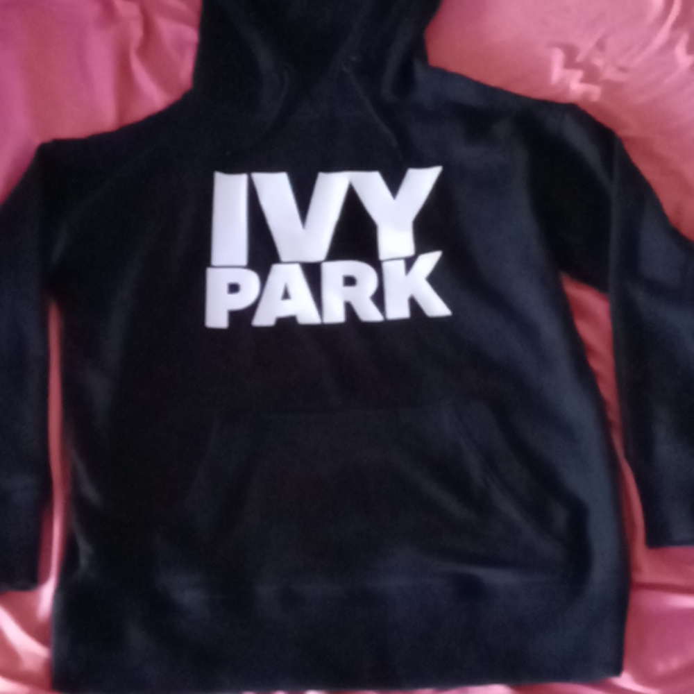IVY PARK x Adidas Beyonce Sweatshirt